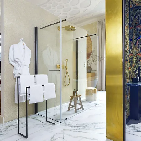 Ξενοδοχείο με διαμερίσματα Arche Dwor Uphagena 4*