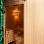 Arche Dwor Uphagena 4*
