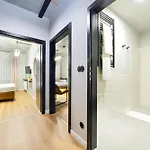Arche Dwor Uphagena Apartmanhotel 4*