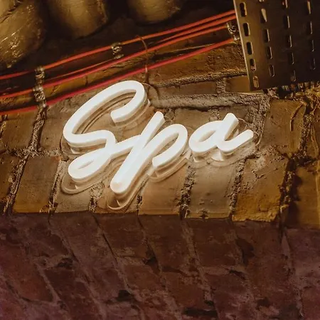 Arche Dwor Uphagena Gdańsk