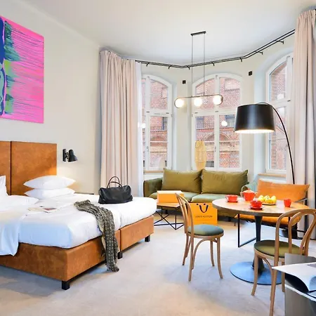 Arche Dwor Uphagena 4*