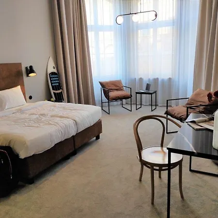 Arche Dwor Uphagena 아파트호텔