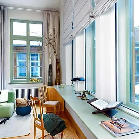 Arche Dwor Uphagena Gdansk