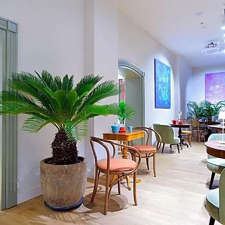 Arche Dwor Uphagena Apart Otel 4*