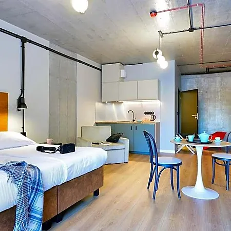 Arche Dwor Uphagena Apart Otel