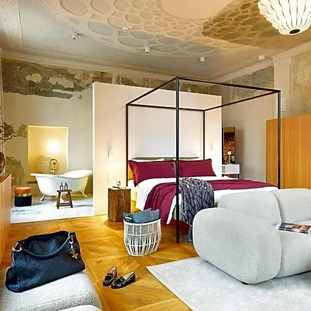 Arche Dwor Uphagena Apart Otel 4*