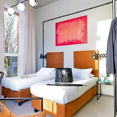 Arche Dwor Uphagena 4*