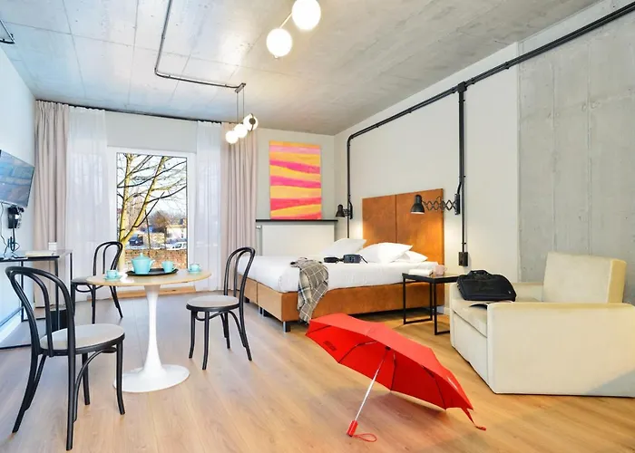 Arche Dwór Uphagena Hotel apartamentowy 4*