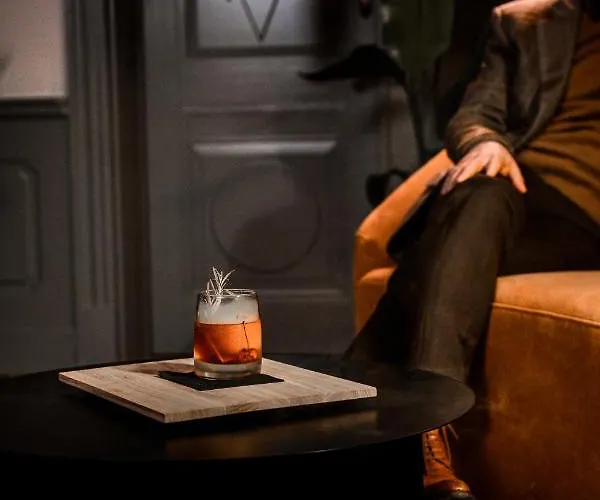 Arche Dwor Uphagena Aparthotel 4*