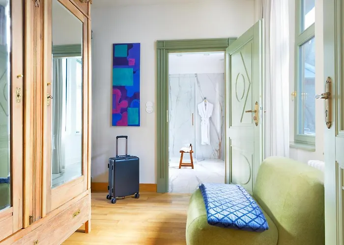 Lägenhetshotell Arche Dwor Uphagena 4*